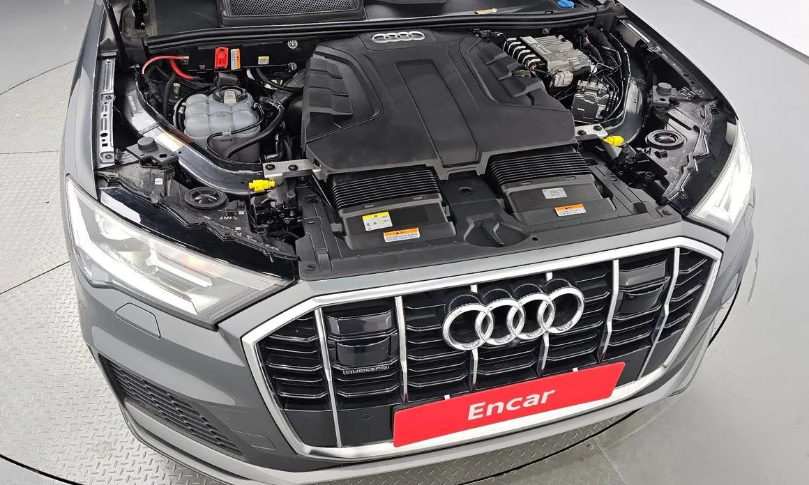 Audi Q7 2022 из KR, фото 10