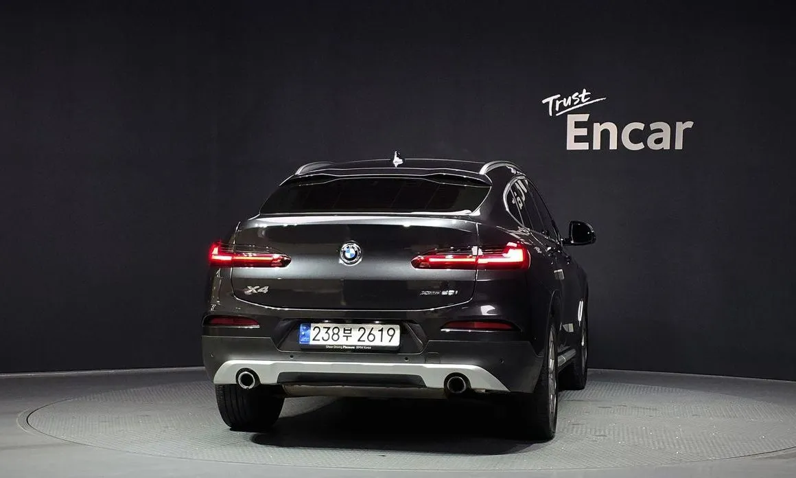 BMW X4 2021 из KR, фото 8
