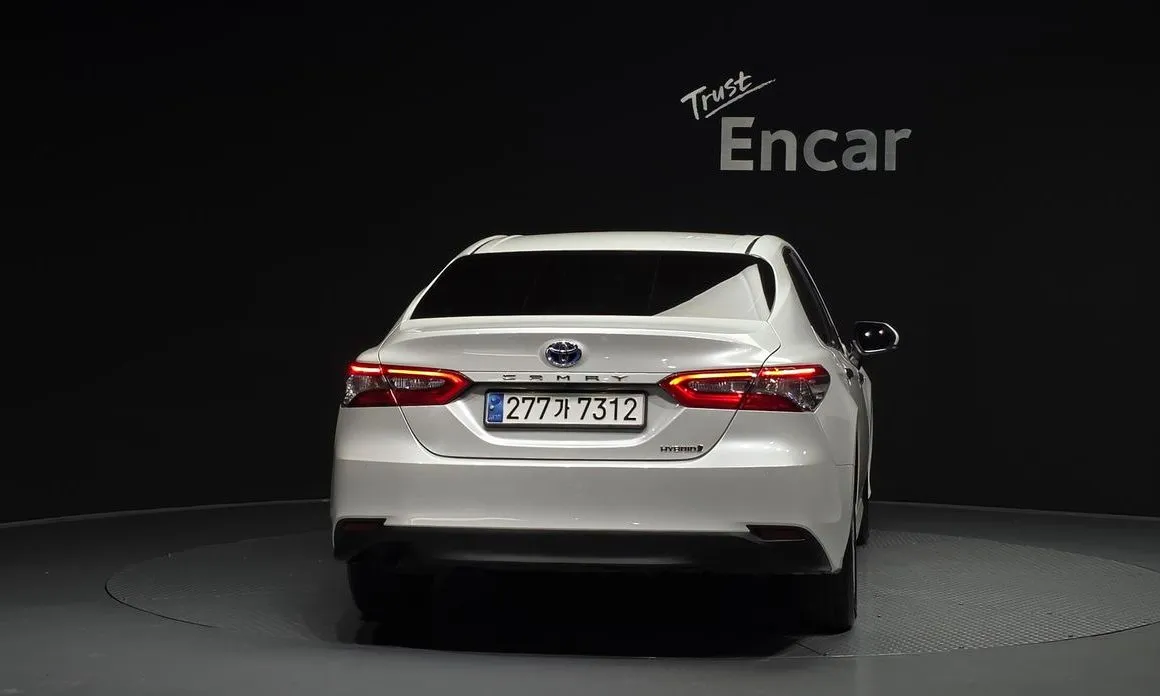 Toyota Camry 2024 из KR, фото 7