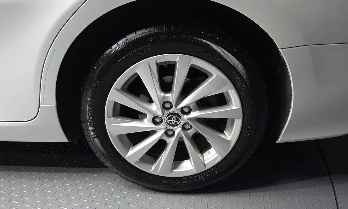 Toyota Camry 2024 из KR, фото 2