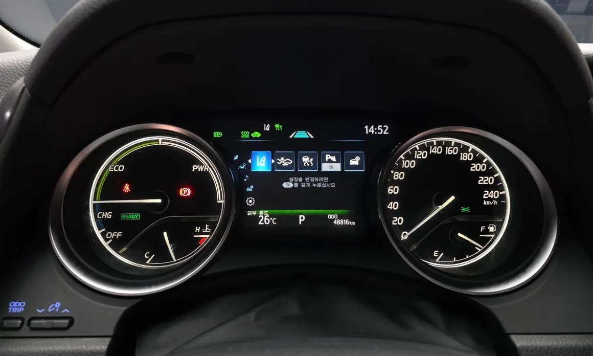 Toyota Camry 2024 из KR, фото 6