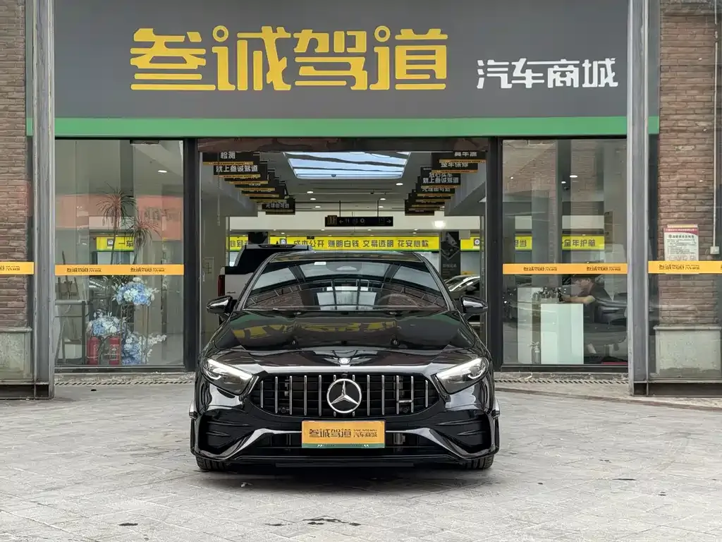 Mercedes-Benz A-Class AMG (Import) — фото 4