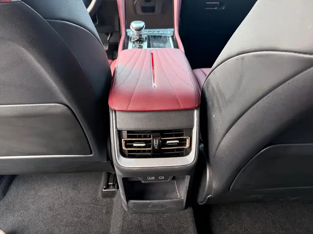 Hongqi H5 2024 из CN, фото 7