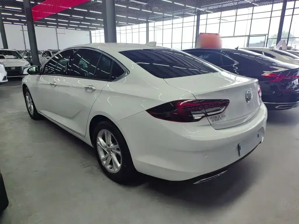 Buick Regal — фото 5