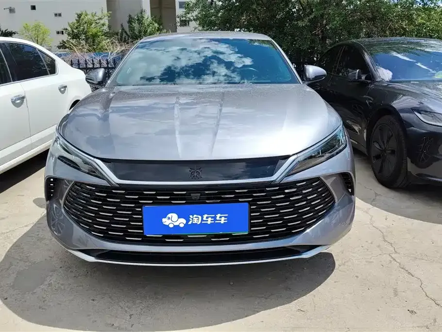 BYD Qin L — фото 9