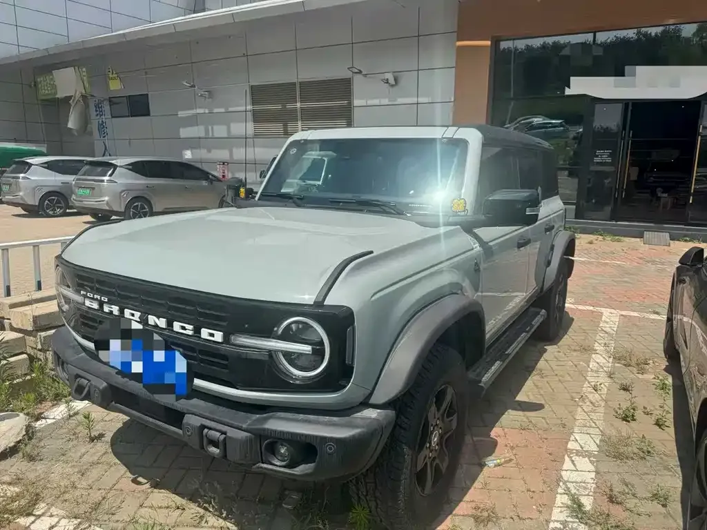 Ford Bronco