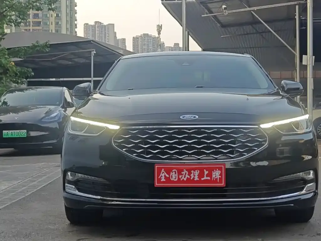 Ford Taurus 2022 из CN, фото 3