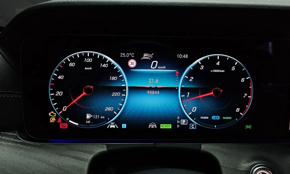 Mercedes-Benz E-Class 2021 из KR, фото 3
