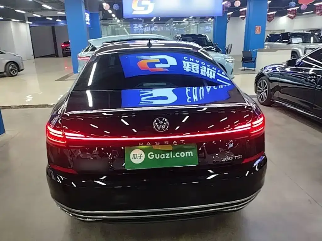 Volkswagen Passat — фото 10