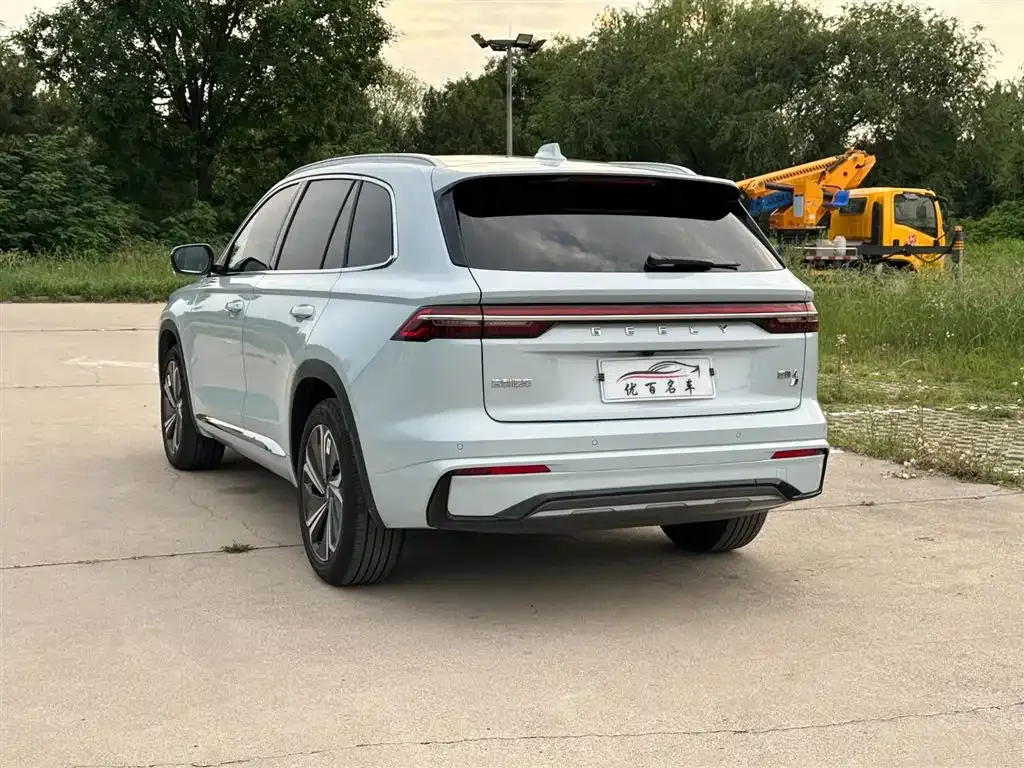 Geely Xingyue L 2023 из CN, фото 4