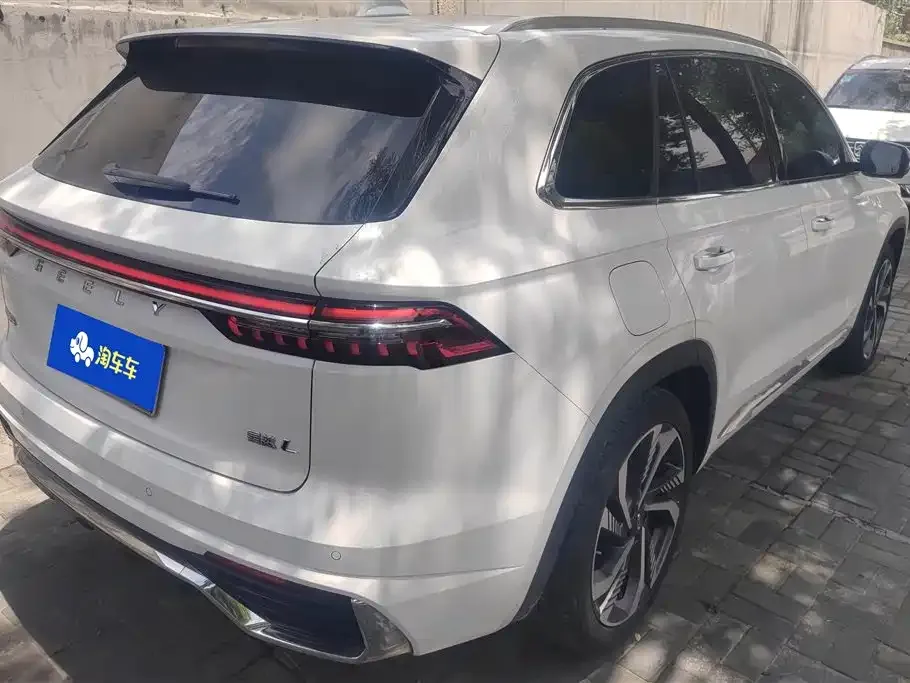 Geely Xingyue L — фото 10