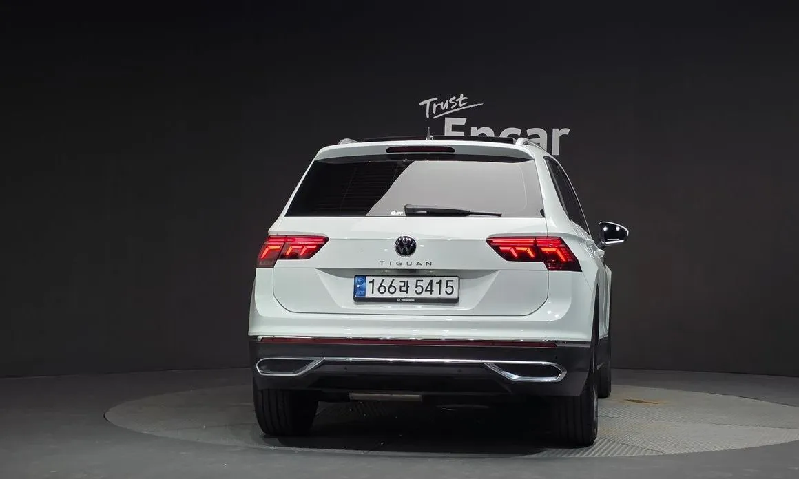 Volkswagen Tiguan — фото 4