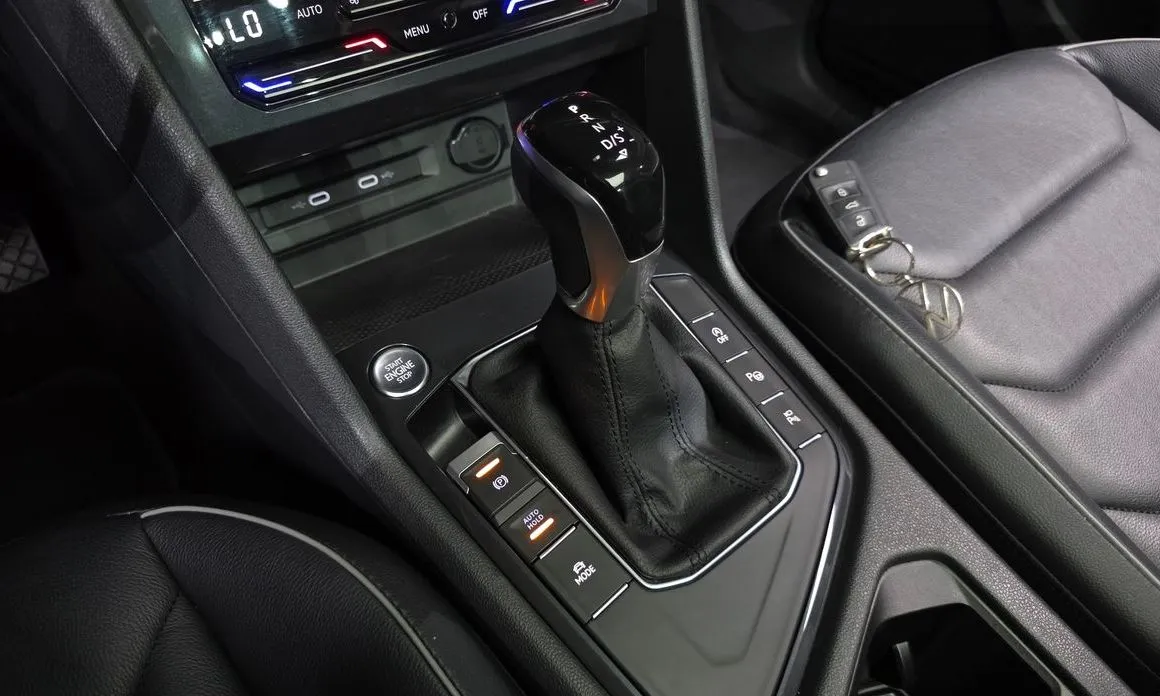 Volkswagen Tiguan — фото 7
