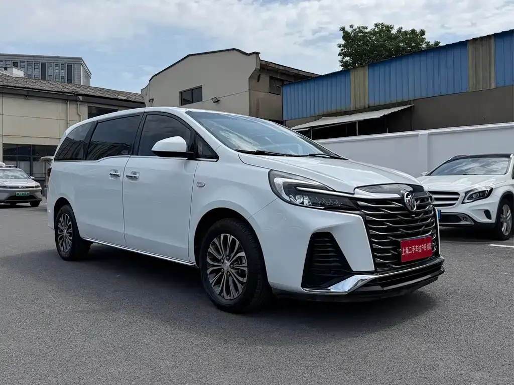 Buick GL8 2023 из CN, фото 4