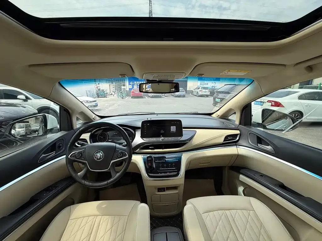 Buick GL8 2023 из CN, фото 6