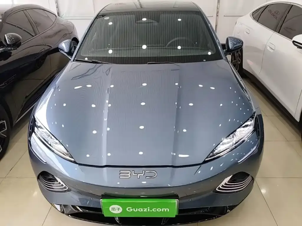 BYD Seal — фото 6