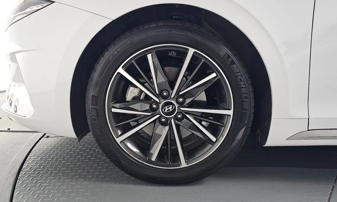 Hyundai Grandeur 2022 из KR, фото 3
