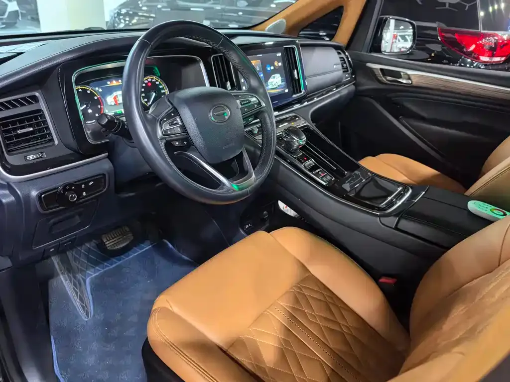 GAC Motor Trumpchi M8 — фото 10