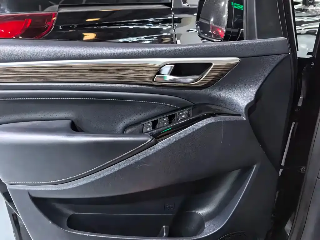 GAC Motor Trumpchi M8 — фото 3