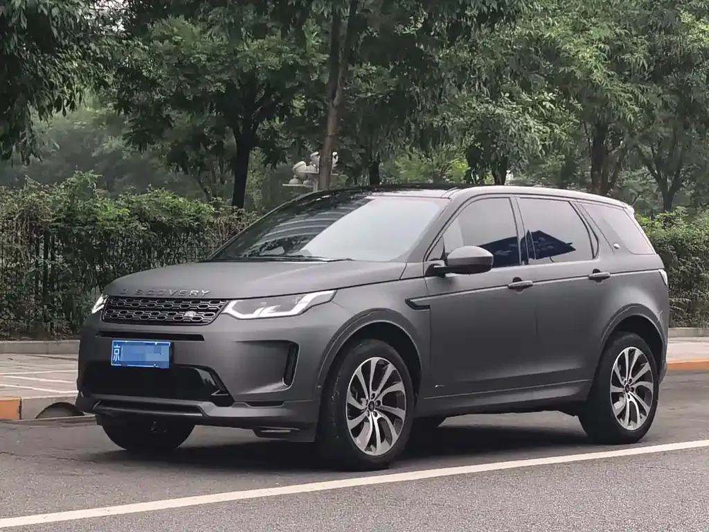 Land Rover Discovery Sport — фото 1