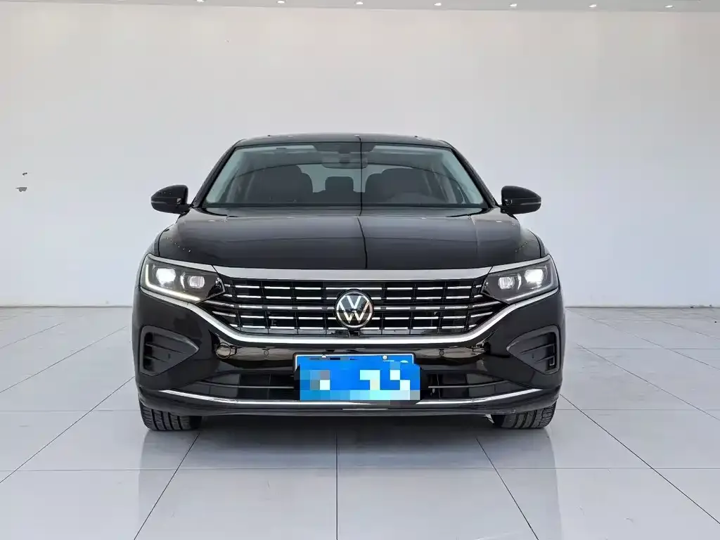 Volkswagen Passat — фото 3