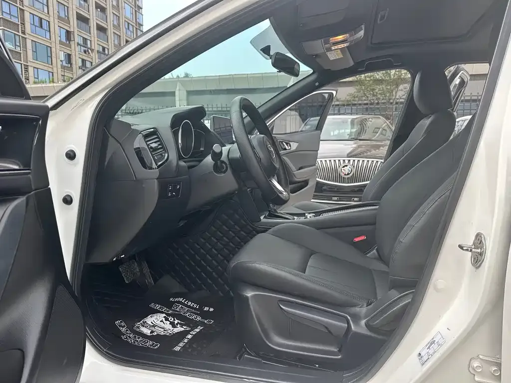 Mazda CX-4 2021 из CN, фото 7