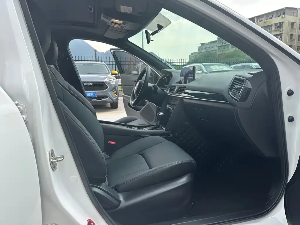 Mazda CX-4 2021 из CN, фото 4