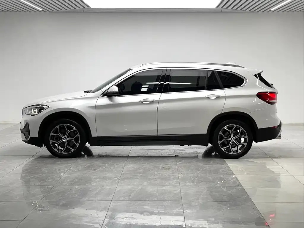 BMW X1 2023 из CN, фото 10