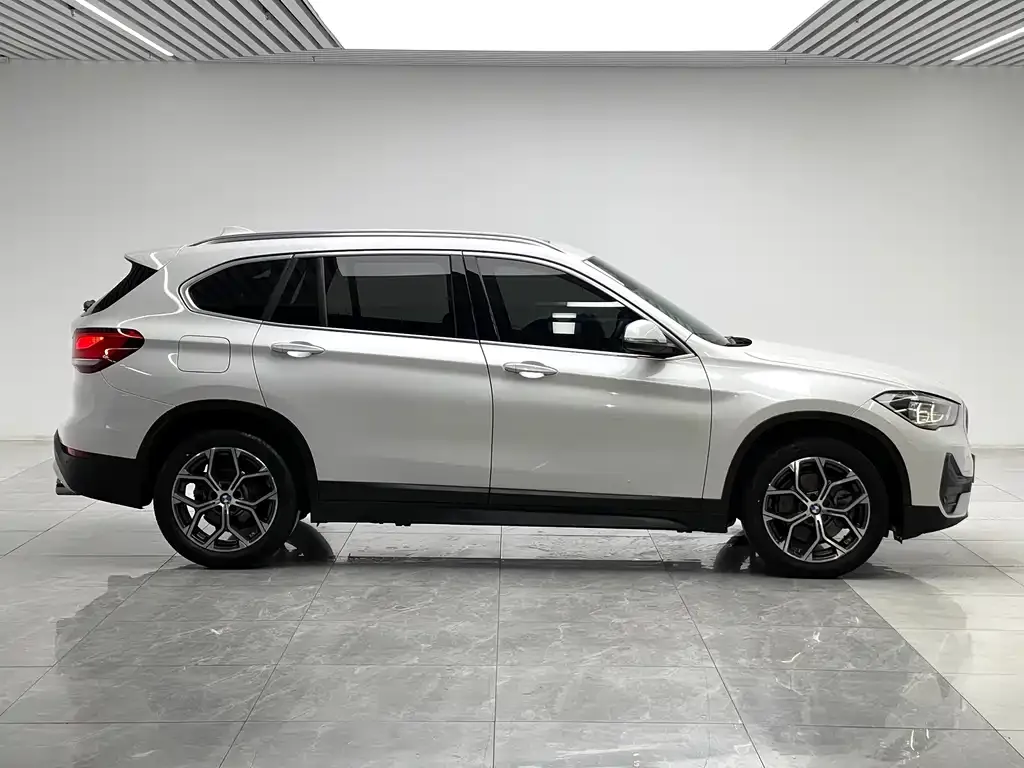 BMW X1 2023 из CN, фото 5
