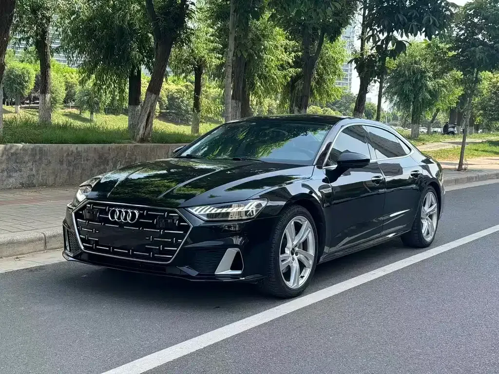 Audi A7L — фото 10