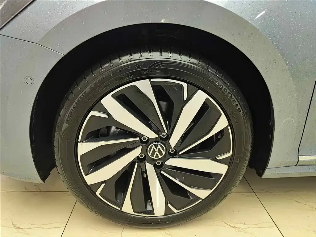 Volkswagen Passat — фото 7