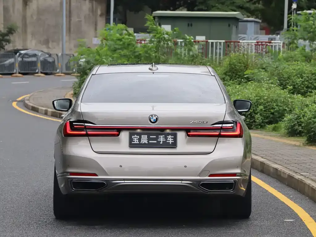 BMW 7 Series 2021 из CN, фото 6