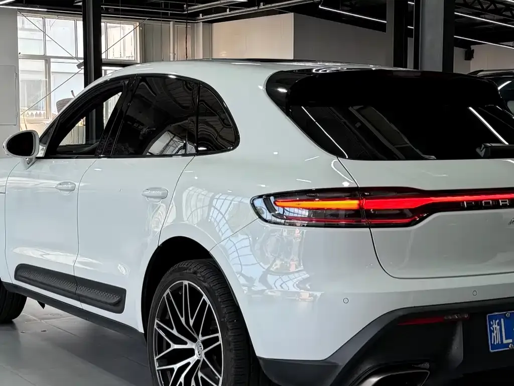 Porsche Macan — фото 6