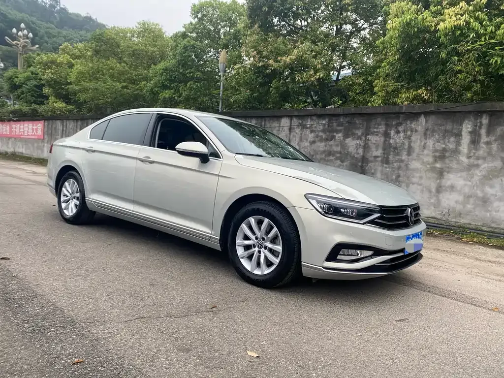 Volkswagen Magotan 2023 из CN, фото 6