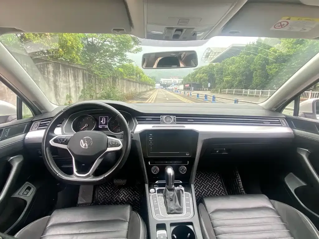 Volkswagen Magotan 2023 из CN, фото 5