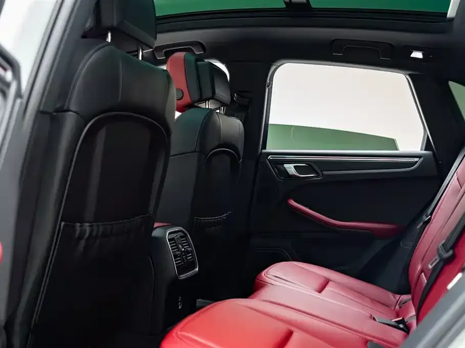 Porsche Macan 2023 из CN, фото 7
