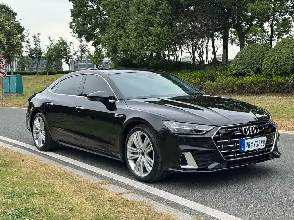 Audi A7L — фото 3