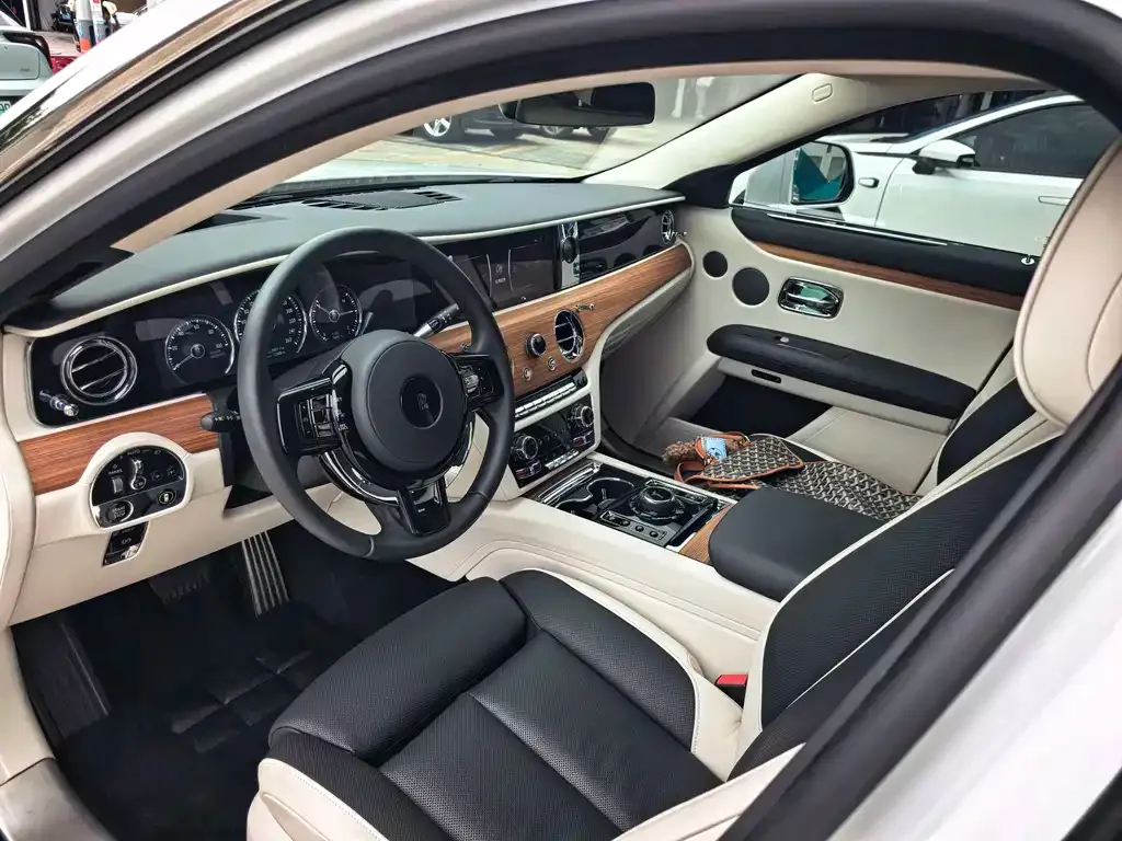 Rolls-Royce Ghost 2021 из CN, фото 2