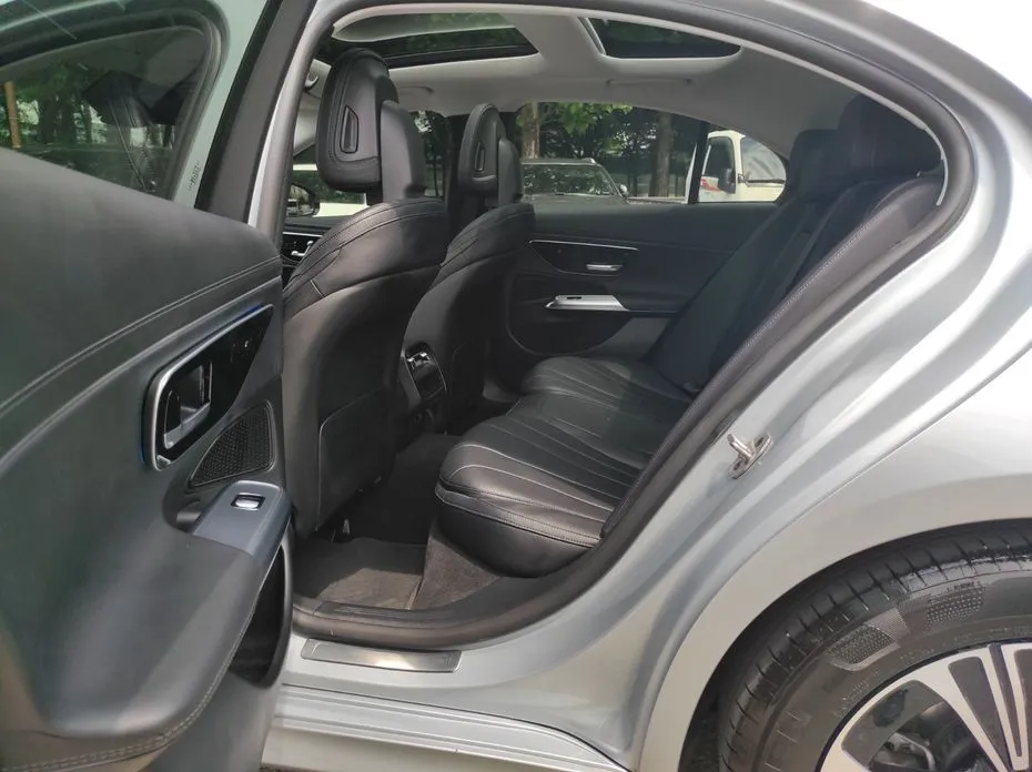 Mercedes-Benz E-Class 2024 из KR, фото 10