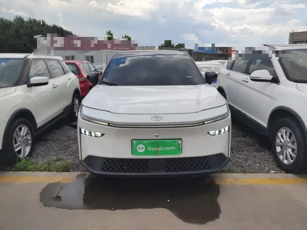 Toyota Platinum 3X 2025 из CN, фото 4