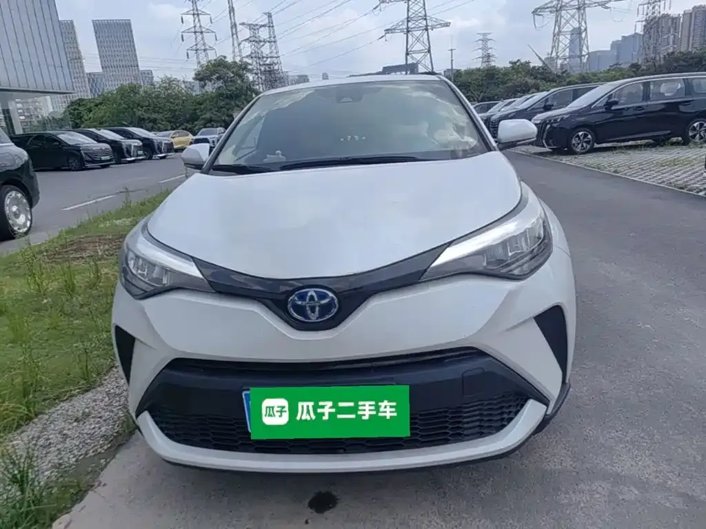 Toyota C-HR — фото 6