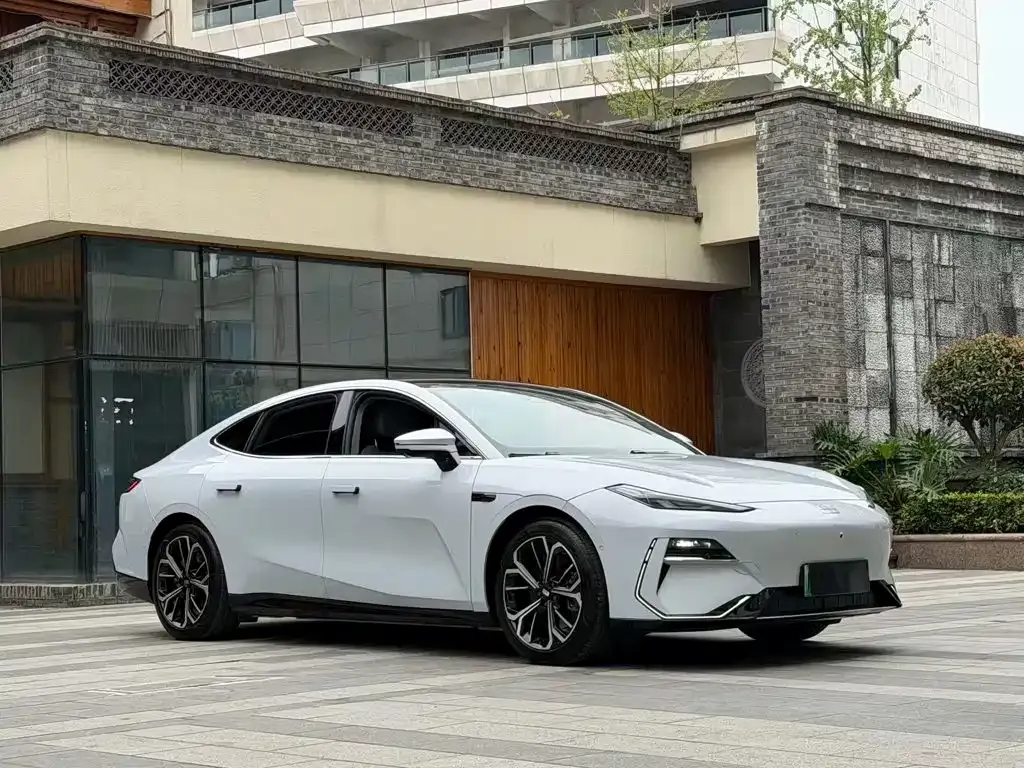 Geely Galaxy E8 2025 из CN, фото 10