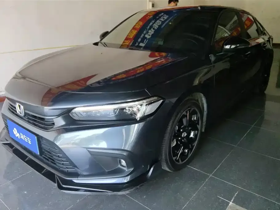 Honda Civic — фото 1