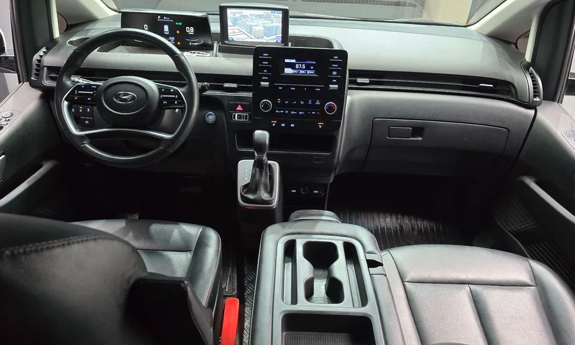 Hyundai Staria 2023 из KR, фото 8