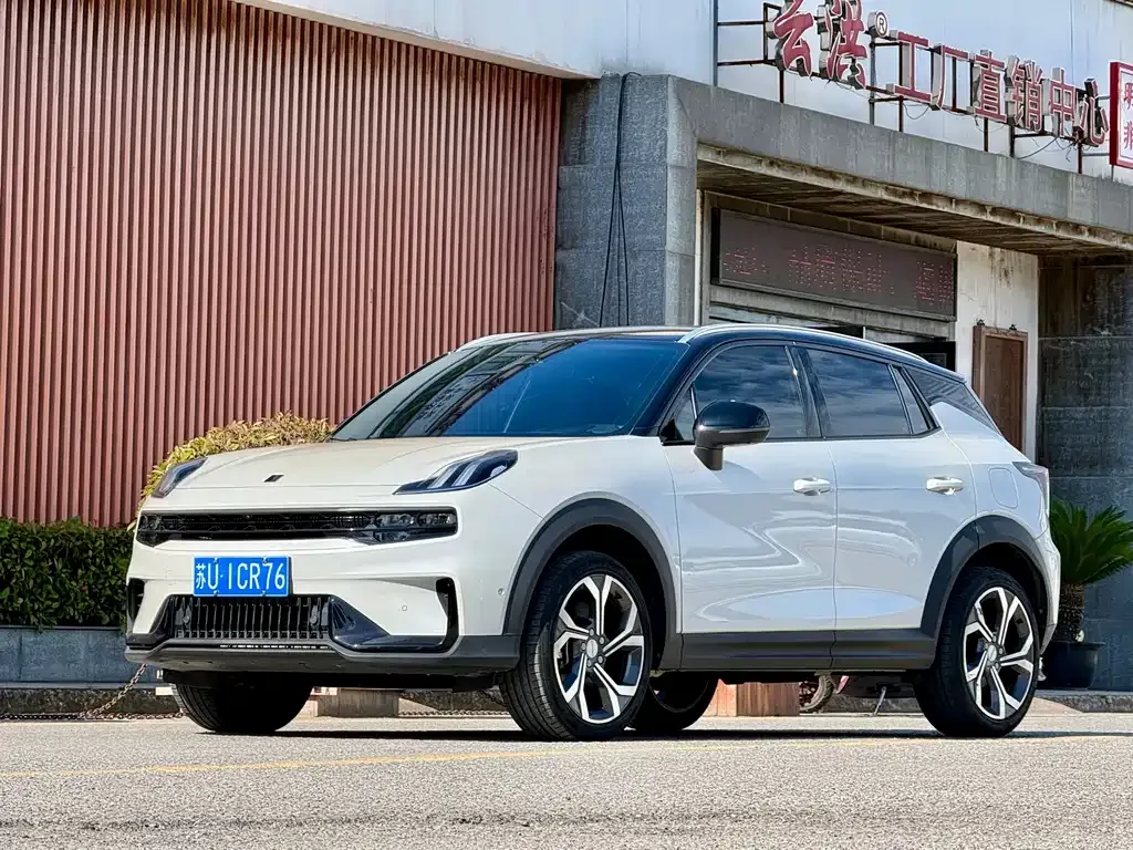 Lynk & Co 06 2023 из CN, фото 8