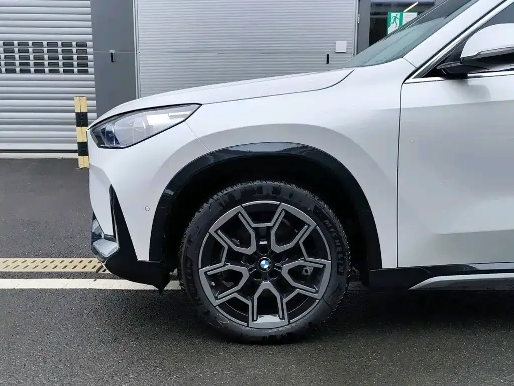 BMW X1 — фото 6