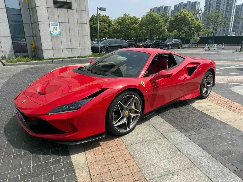 Ferrari F8 — фото 1