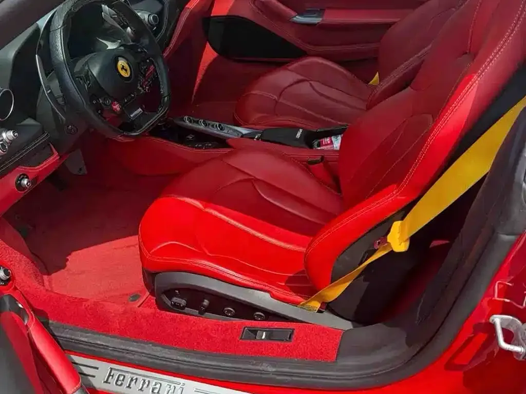 Ferrari F8 — фото 2