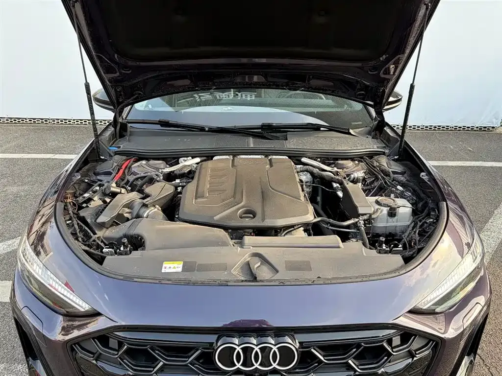 Audi A5L — фото 5
