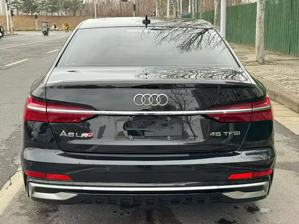 Audi A6L — фото 7